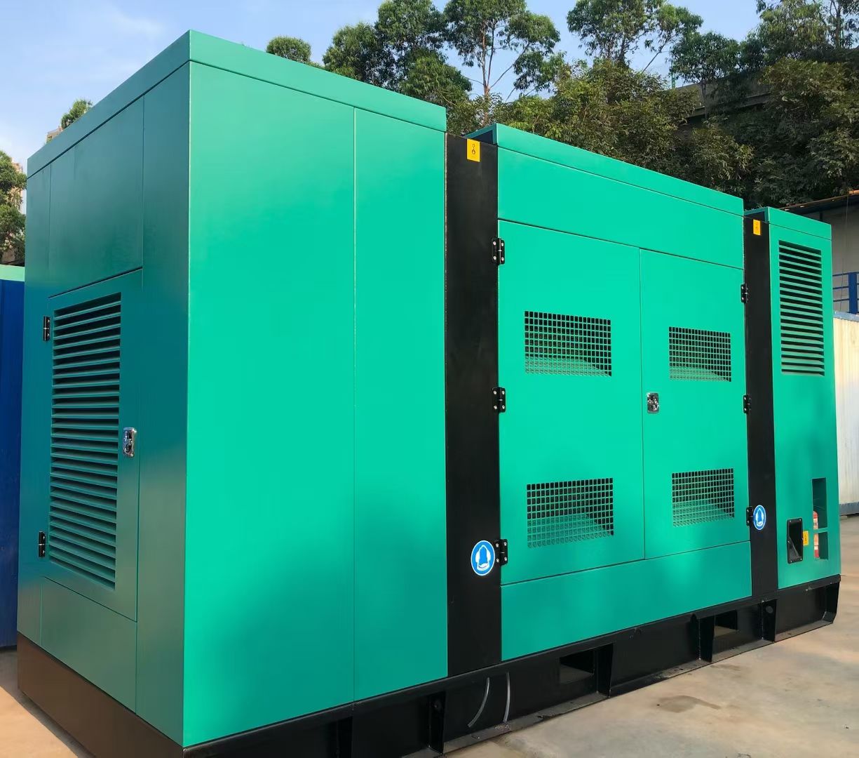 新的一年，如何應(yīng)對(duì)電力中斷呢？康明斯柴油發(fā)電機(jī)是理想的選擇嗎？