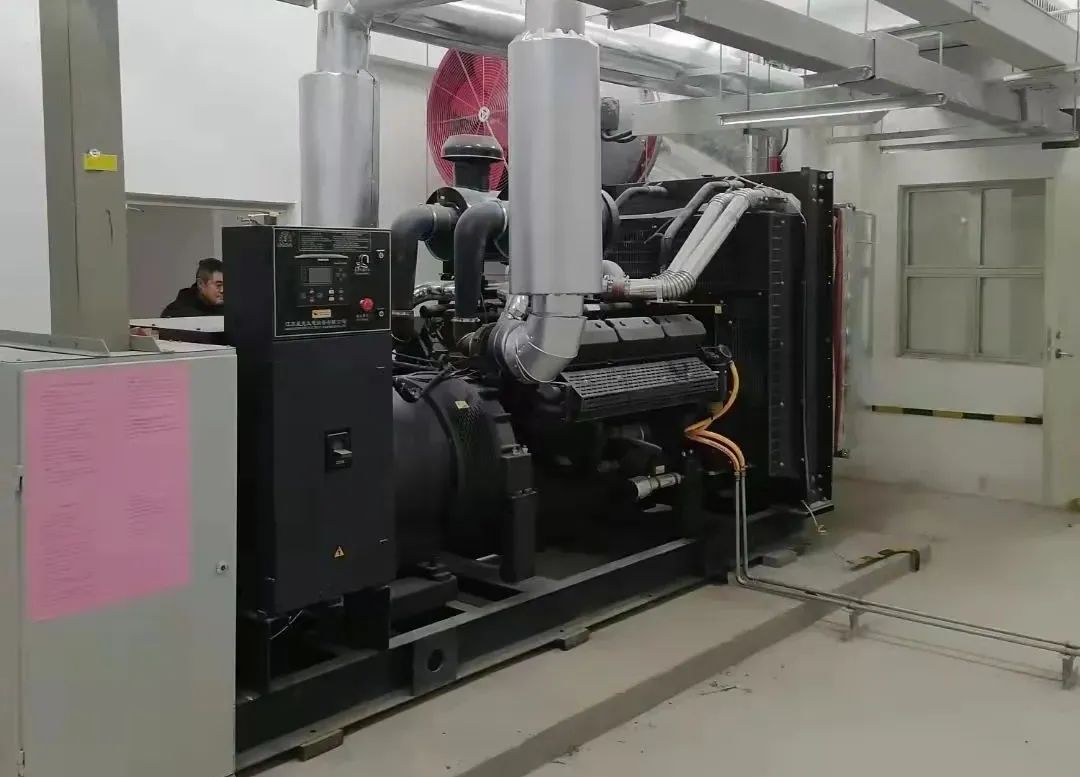 康明斯發(fā)電機出租